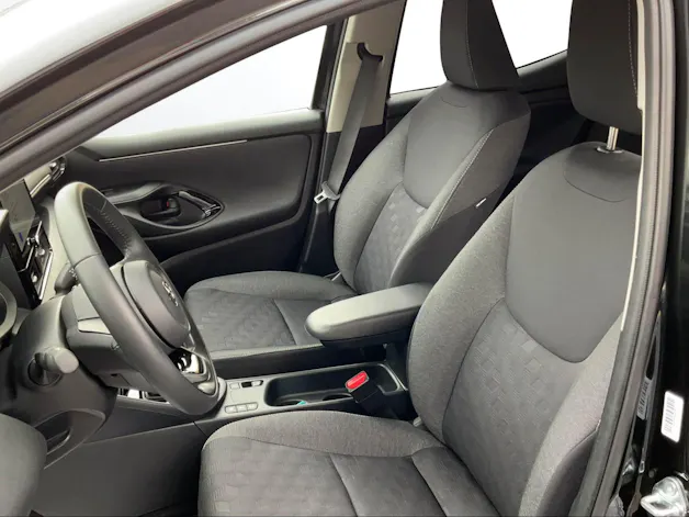 Toyota Yaris 1.5 VVT-i HSD Trend
