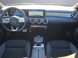 MERCEDES-BENZ CLA 250 AMG Line 4matic
