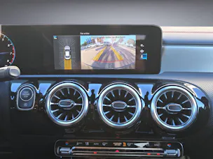 MERCEDES-BENZ CLA 250 AMG Line 4matic