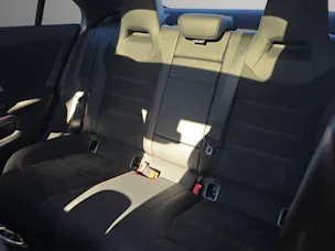 MERCEDES-BENZ CLA 250 AMG Line 4matic