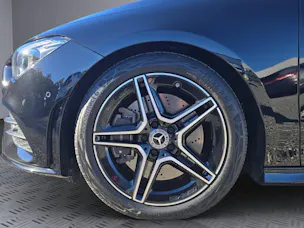 MERCEDES-BENZ CLA 250 AMG Line 4matic