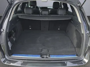 MERCEDES-BENZ GLC 200 AMG Line 4m