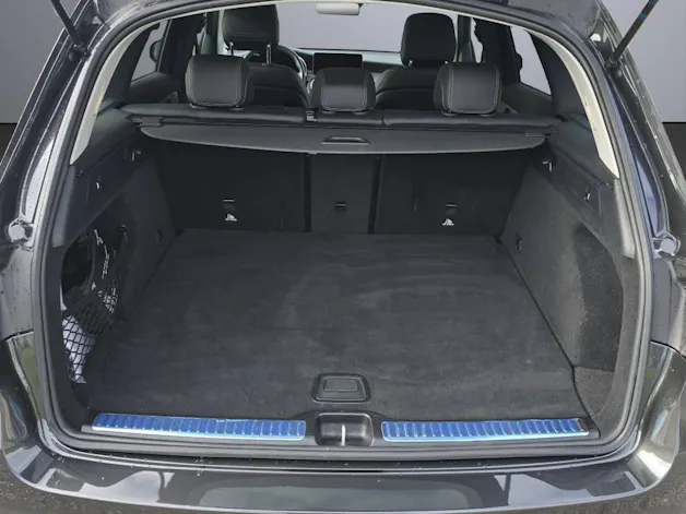 MERCEDES-BENZ GLC 200 AMG Line 4m