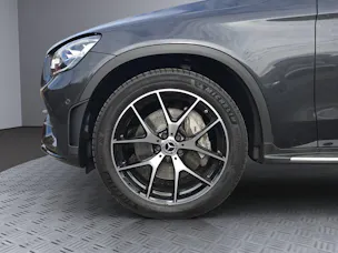 MERCEDES-BENZ GLC 200 AMG Line 4m