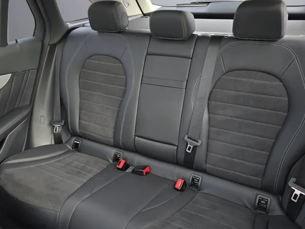 MERCEDES-BENZ GLC 200 AMG Line 4m