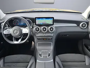 MERCEDES-BENZ GLC 200 AMG Line 4m
