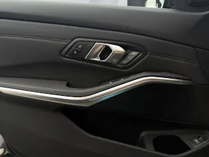 BMW 320d xDrive SAG Touring