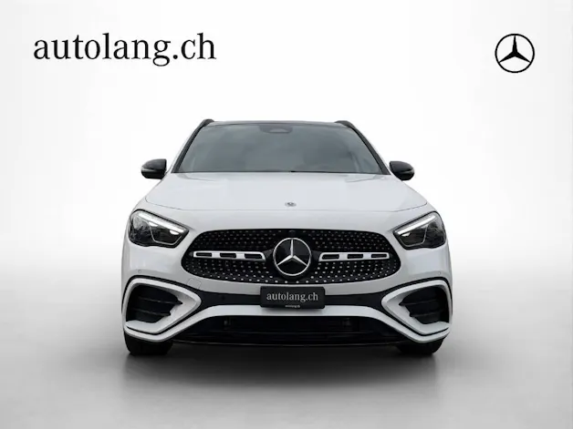 MERCEDES-BENZ GLA 250 AMG Line 4Matic Swiss Star