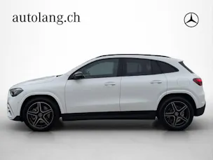 MERCEDES-BENZ GLA 250 AMG Line 4Matic Swiss Star