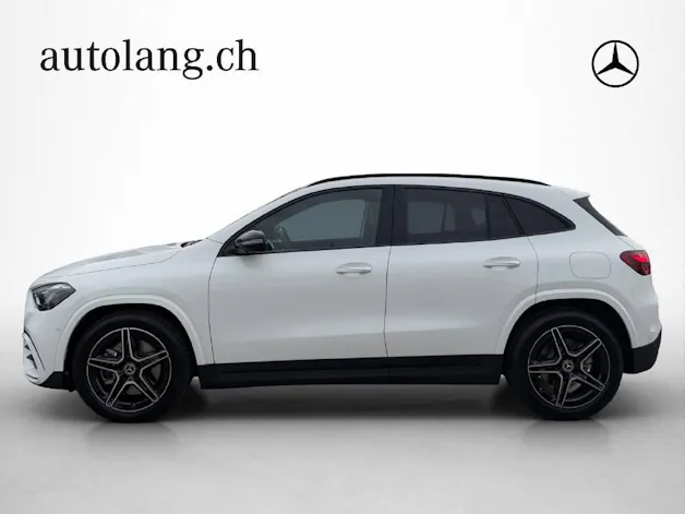 MERCEDES-BENZ GLA 250 AMG Line 4Matic Swiss Star
