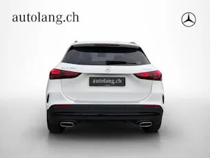 MERCEDES-BENZ GLA 250 AMG Line 4Matic Swiss Star