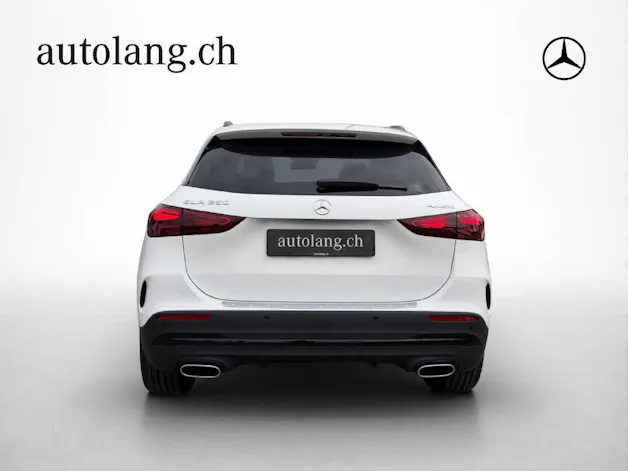MERCEDES-BENZ GLA 250 AMG Line 4Matic Swiss Star