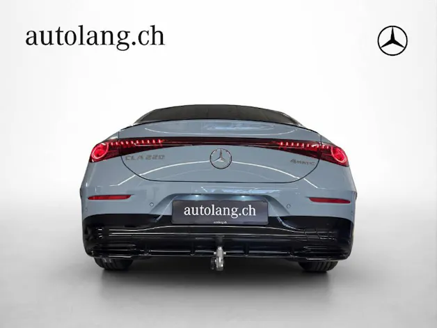 MERCEDES-BENZ CLA 220 AMG Line 4Matic