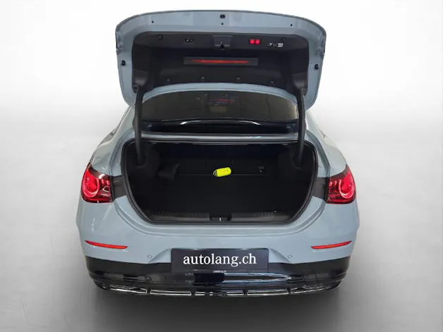 MERCEDES-BENZ CLA 220 AMG Line 4Matic