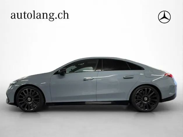 MERCEDES-BENZ CLA 220 AMG Line 4Matic