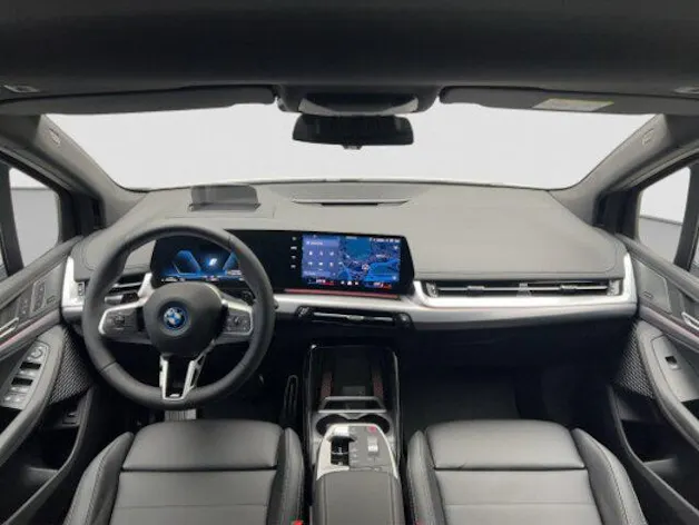 BMW 2er Reihe U06 Active Tourer 230e xDrive paddles