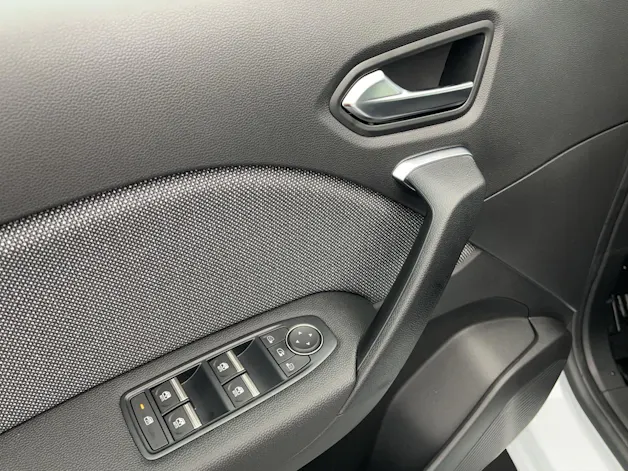 RENAULT Captur 1.3 TCe 140 techno EDC