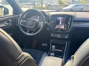 VOLVO XC40 1.5 T5 TE R-Design