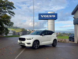 VOLVO XC40 1.5 T5 TE R-Design