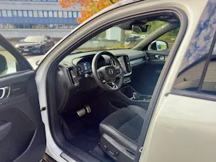VOLVO XC40 1.5 T5 TE R-Design