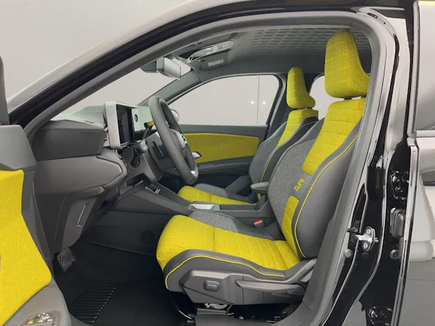 RENAULT R5 E-Tech Comfort Range iconic five