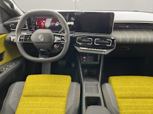 RENAULT R5 E-Tech Comfort Range iconic five