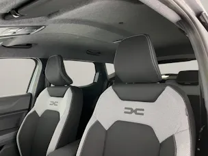 DACIA Duster 1.2 Hybrid Journey 4WD