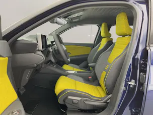 RENAULT R5 E-Tech Comfort Range iconic five