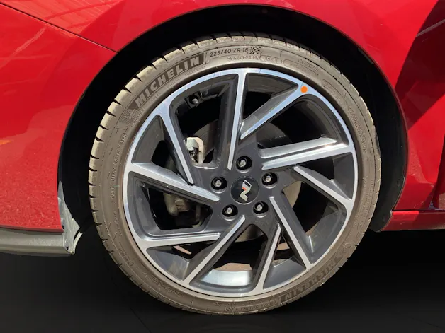 HYUNDAI i30 Fastback 1.5 T-GDi N-Line