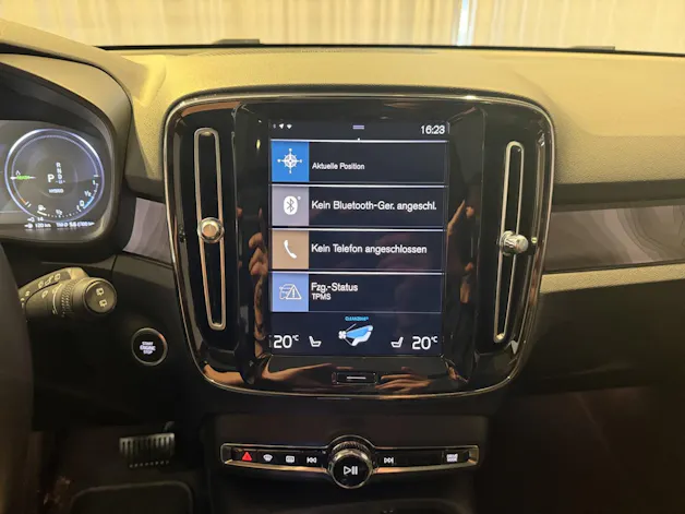 VOLVO XC40 1.5 T5 PiH Ultimate Bright