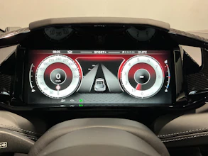 https://vehicle.imgix.net/4518586/0789d535-711e-4f95-9ecf-17fca758cebe.jpg