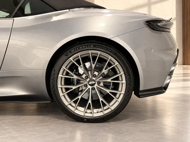 ASTON MARTIN DB12 Volante 4.0 S V8 Bi-Turbo