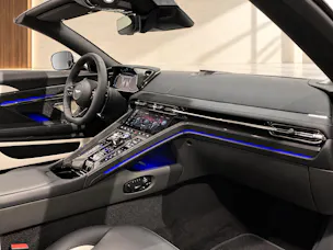 ASTON MARTIN DB12 Volante 4.0 S V8 Bi-Turbo