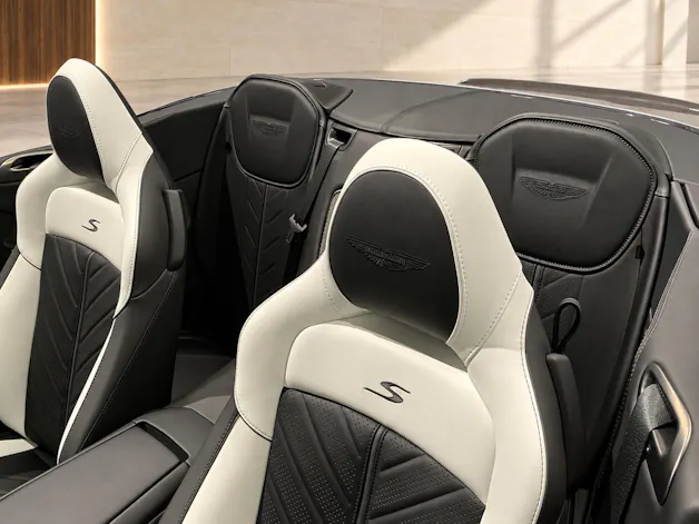 ASTON MARTIN DB12 Volante 4.0 S V8 Bi-Turbo