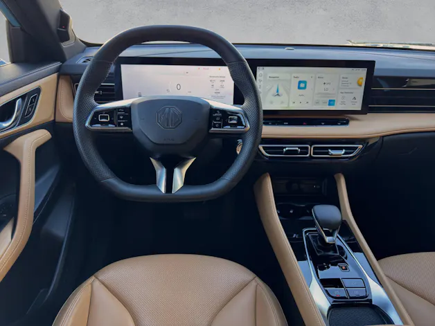 MG HS 1.5 Hybrid Luxury