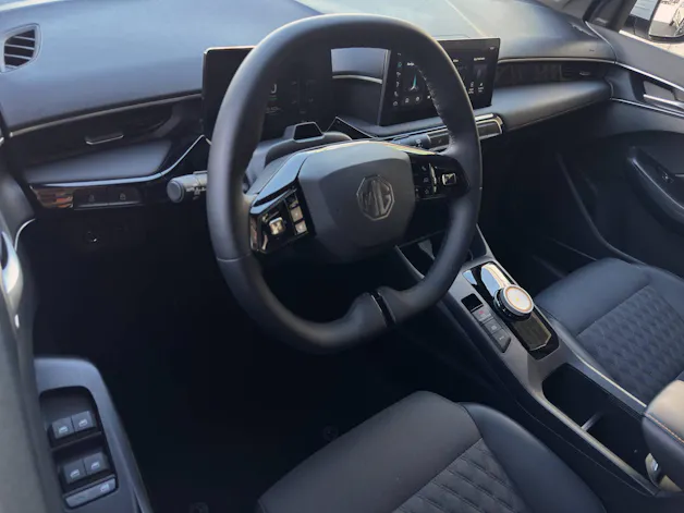 MG 3 1.5 Hybrid Luxury