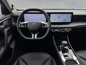 MG HS 1.5 PHEV Luxury