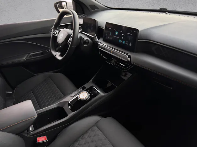 MG 3 1.5 Hybrid Luxury