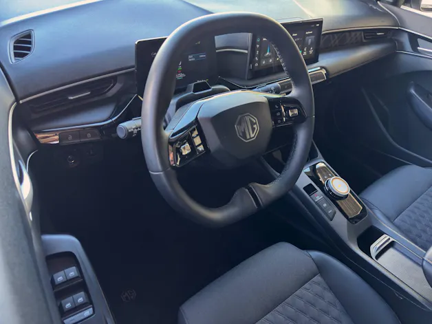 MG 3 1.5 Hybrid Luxury