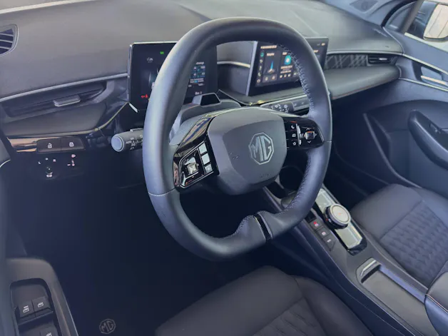 MG 3 1.5 Hybrid Luxury