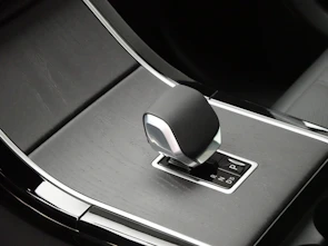 image du véhicule LAND ROVER Range Rover Velar 3.0 I6 Autobiography