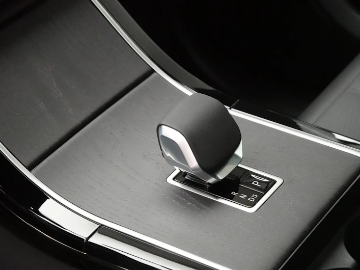 image du véhicule LAND ROVER RANGE ROVER VELAR