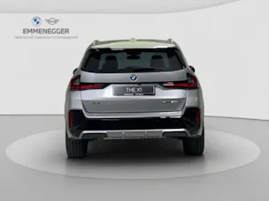 BMW X1 U11 20i sDrive paddles