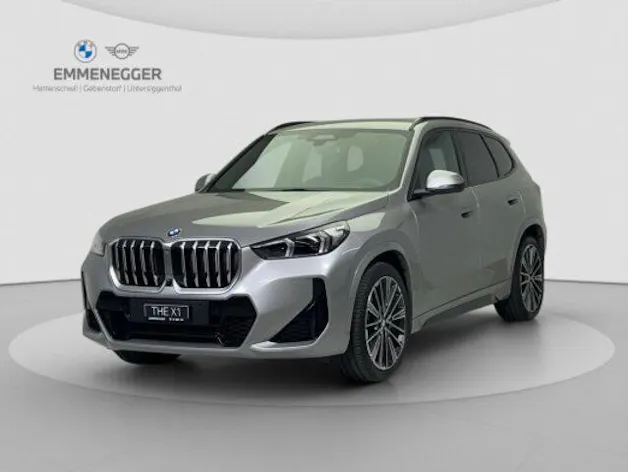 BMW X1 U11 20i sDrive paddles