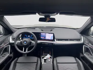 BMW X1 U11 20i sDrive paddles