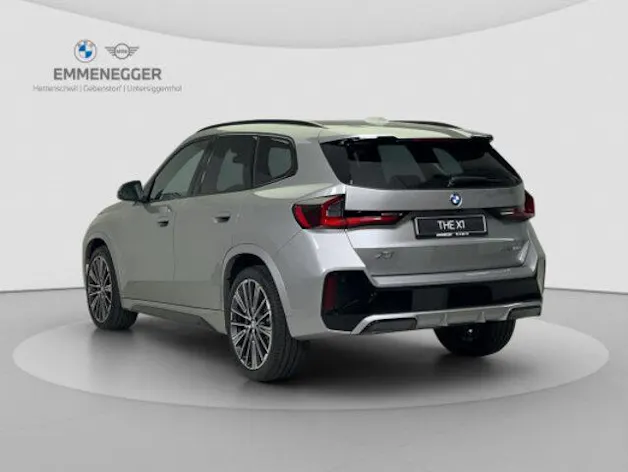 BMW X1 U11 20i sDrive paddles