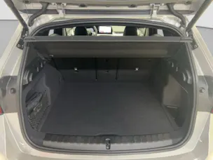 BMW X1 U11 20i sDrive paddles