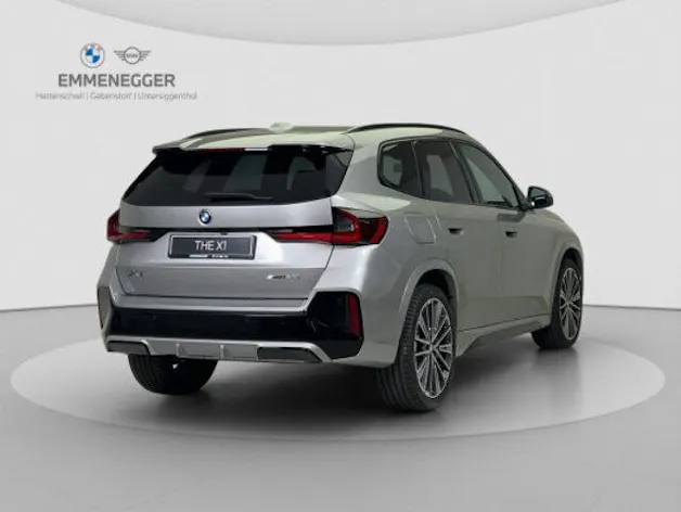 BMW X1 U11 20i sDrive paddles
