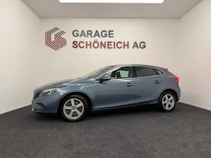 VOLVO V40 2.0 D3 Summum S/S