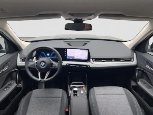 BMW X1 U11 20i sDrive